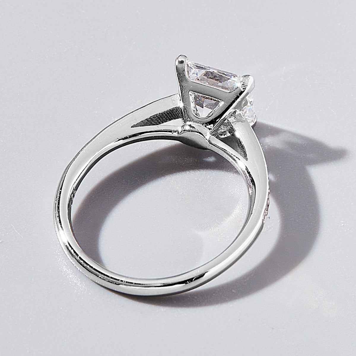 925 Sterling Silver Zircon Ring - AppealingDiamond.com