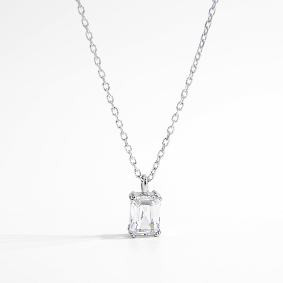 925 Sterling Silver Zircon Pendant Necklace - AppealingDiamond.com