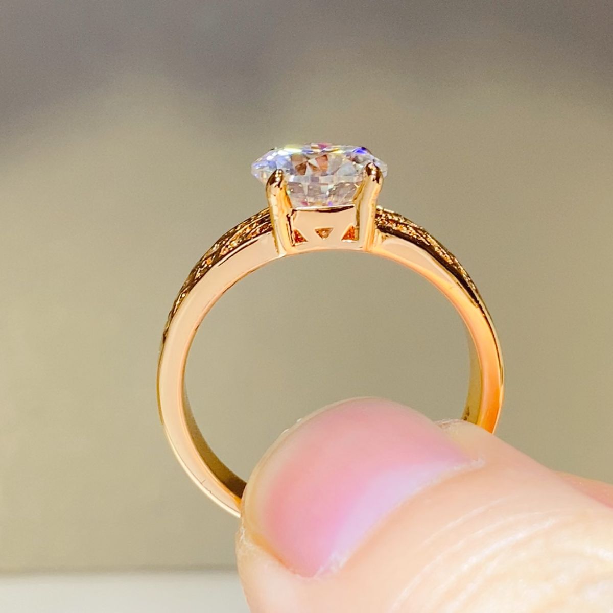 1.5 Carat 925 Sterling Silver Moissanite Ring - AppealingDiamond.com