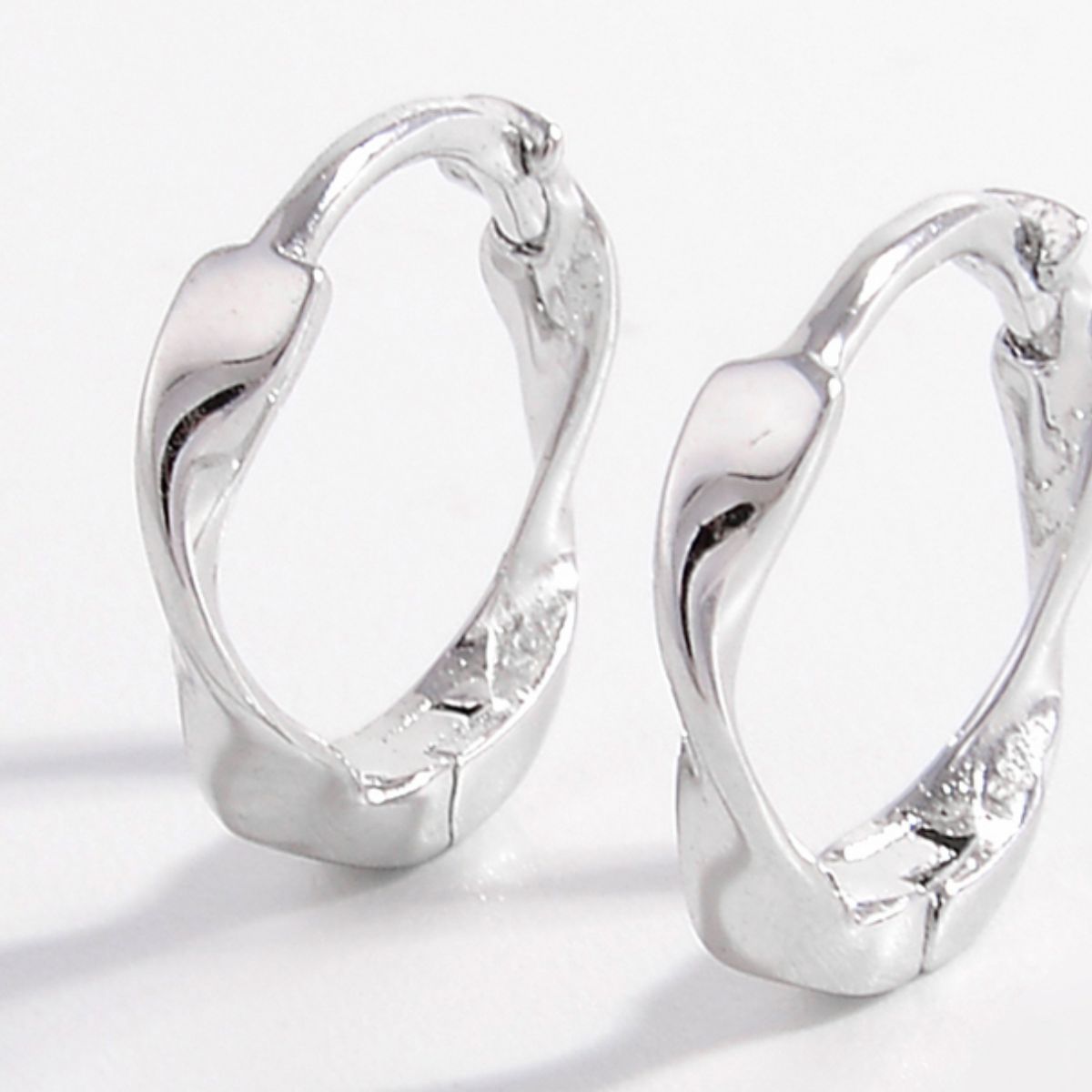 925 Sterling Silver Hoop Earrings - AppealingDiamond.com