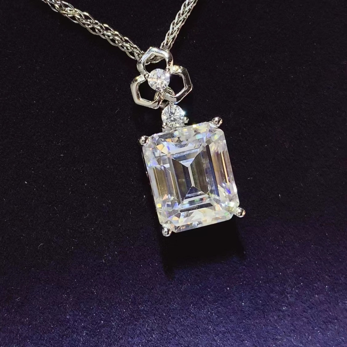 5 Carat Moissanite 925 Sterling Silver Necklace - AppealingDiamond.com