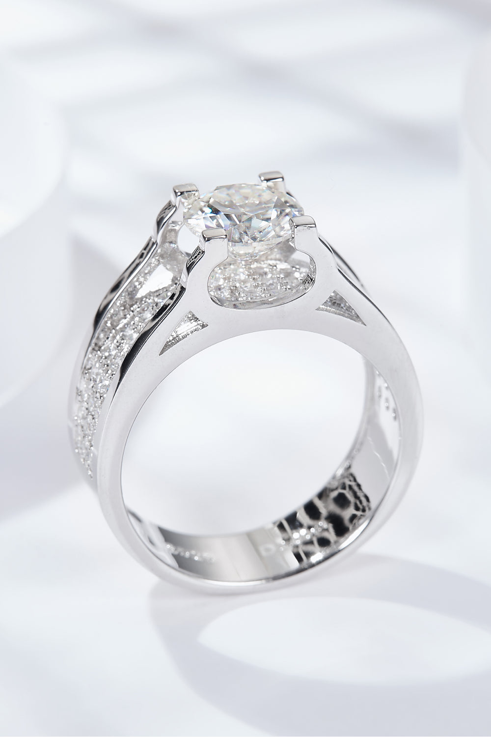 Made To Shine 1 Carat Moissanite Ring