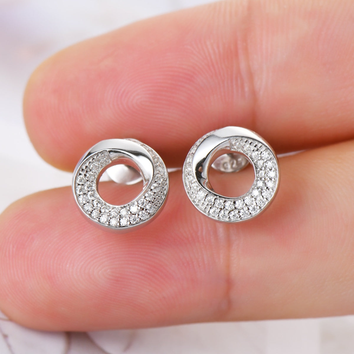 925 Sterling Silver Inlaid Moissanite Stud Earrings - AppealingDiamond.com