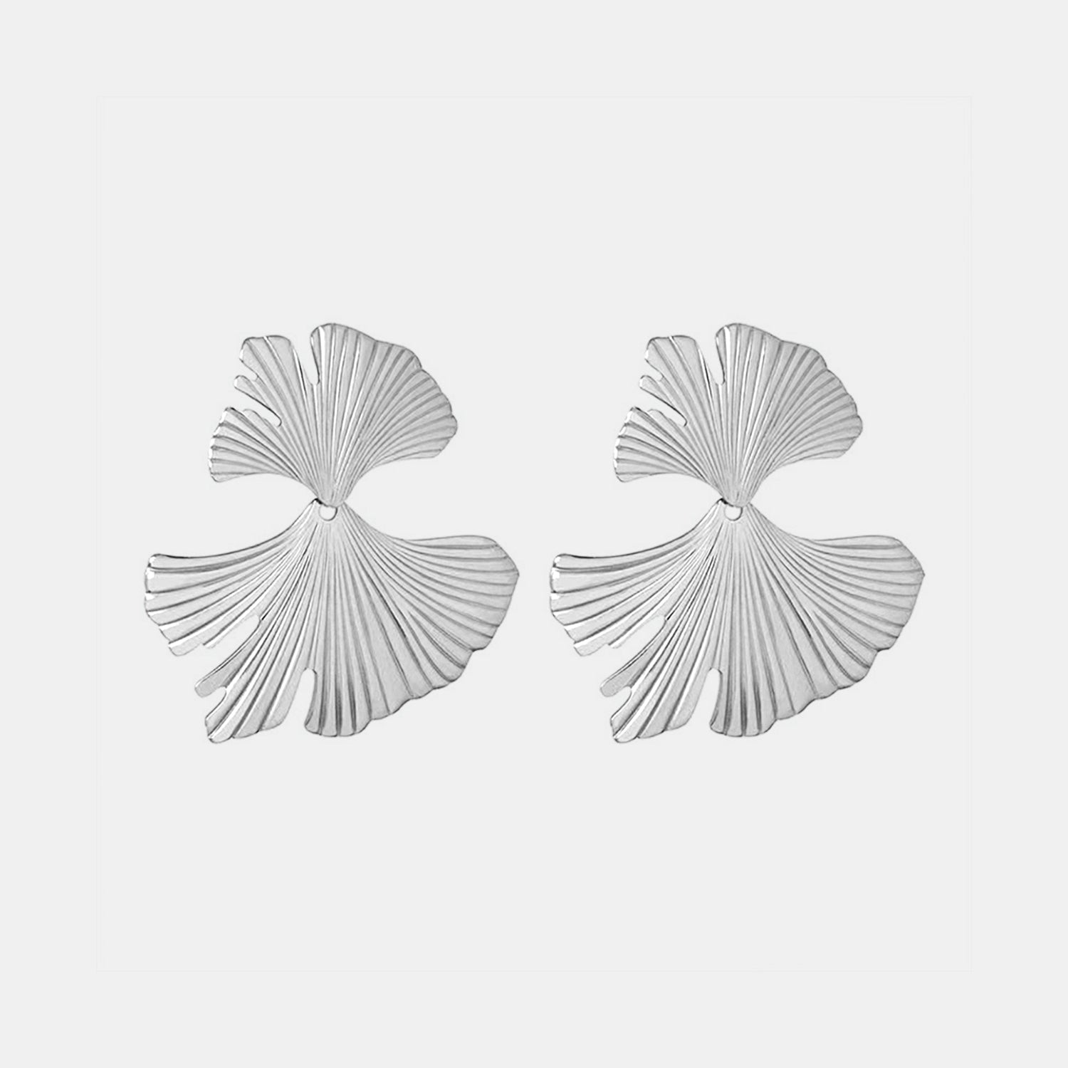 Ginkgo Biloba Design Stud Earrings - AppealingDiamond.com